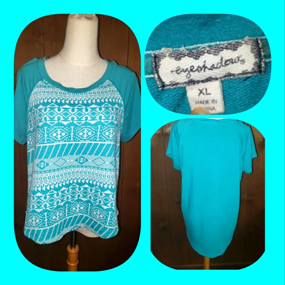 🦄 Woman's Teal Top